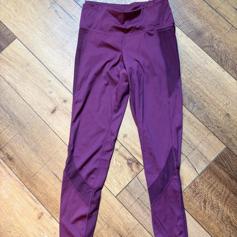 Vibrant Purple High-Waist Leggings for Activewear